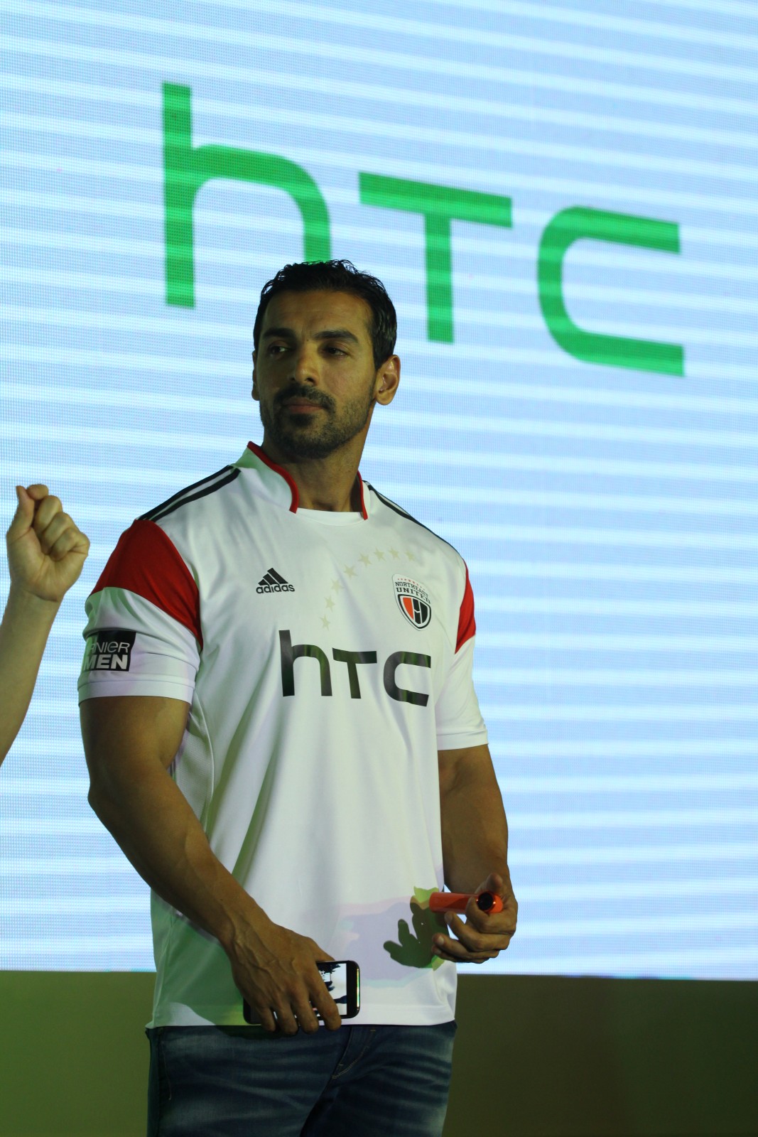 John Abraham Launch HTC Desire Eye Mobile