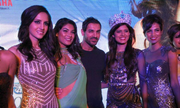 John Abraham Launch Yamaha Fascino Calendar 2015 Stills