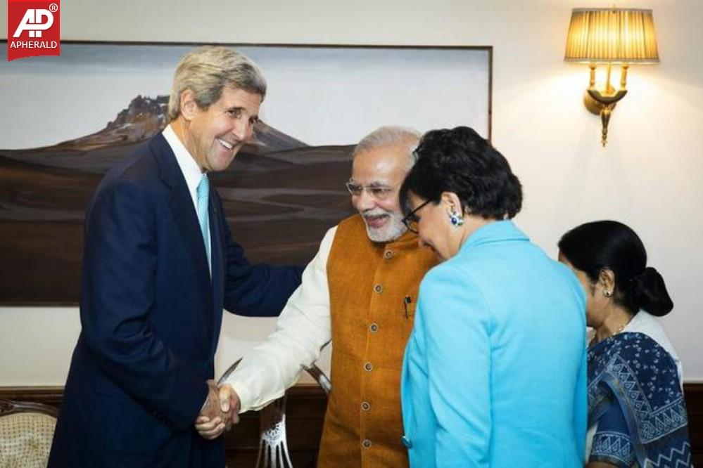 John Kerry n Narendra Modi Meet