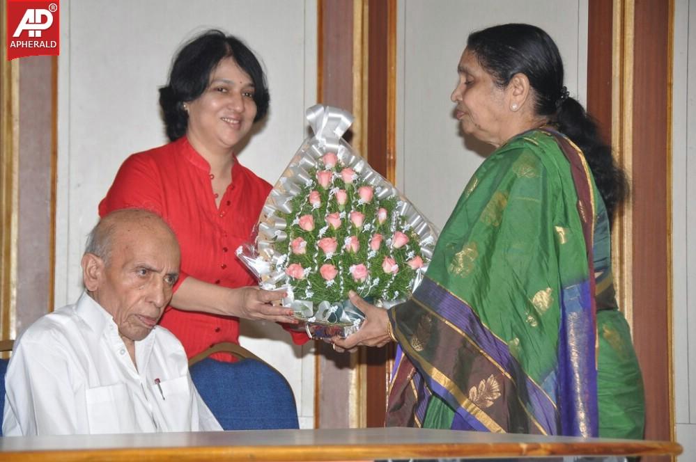 Journalist Nandagopal Felicitation