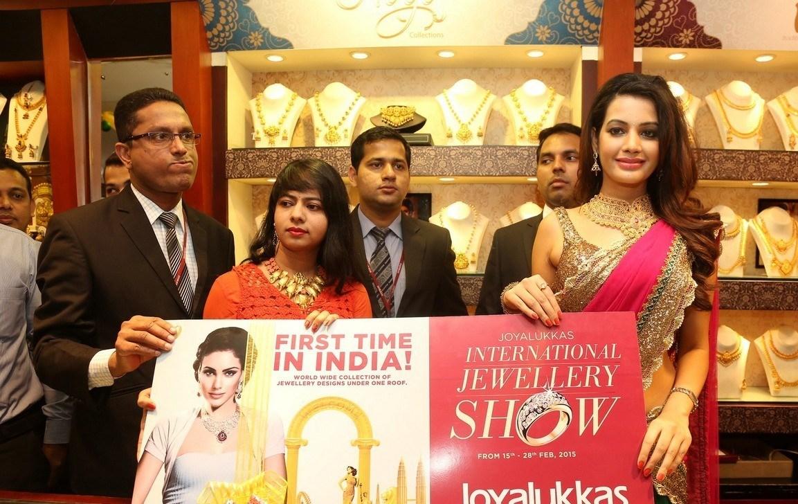 Joyalukkas International Jewellery Show Photos