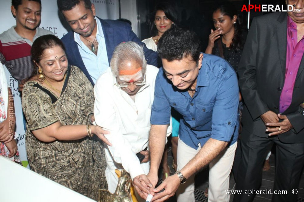 Kamal Haasan Launches 4th Bounce Style Lounge