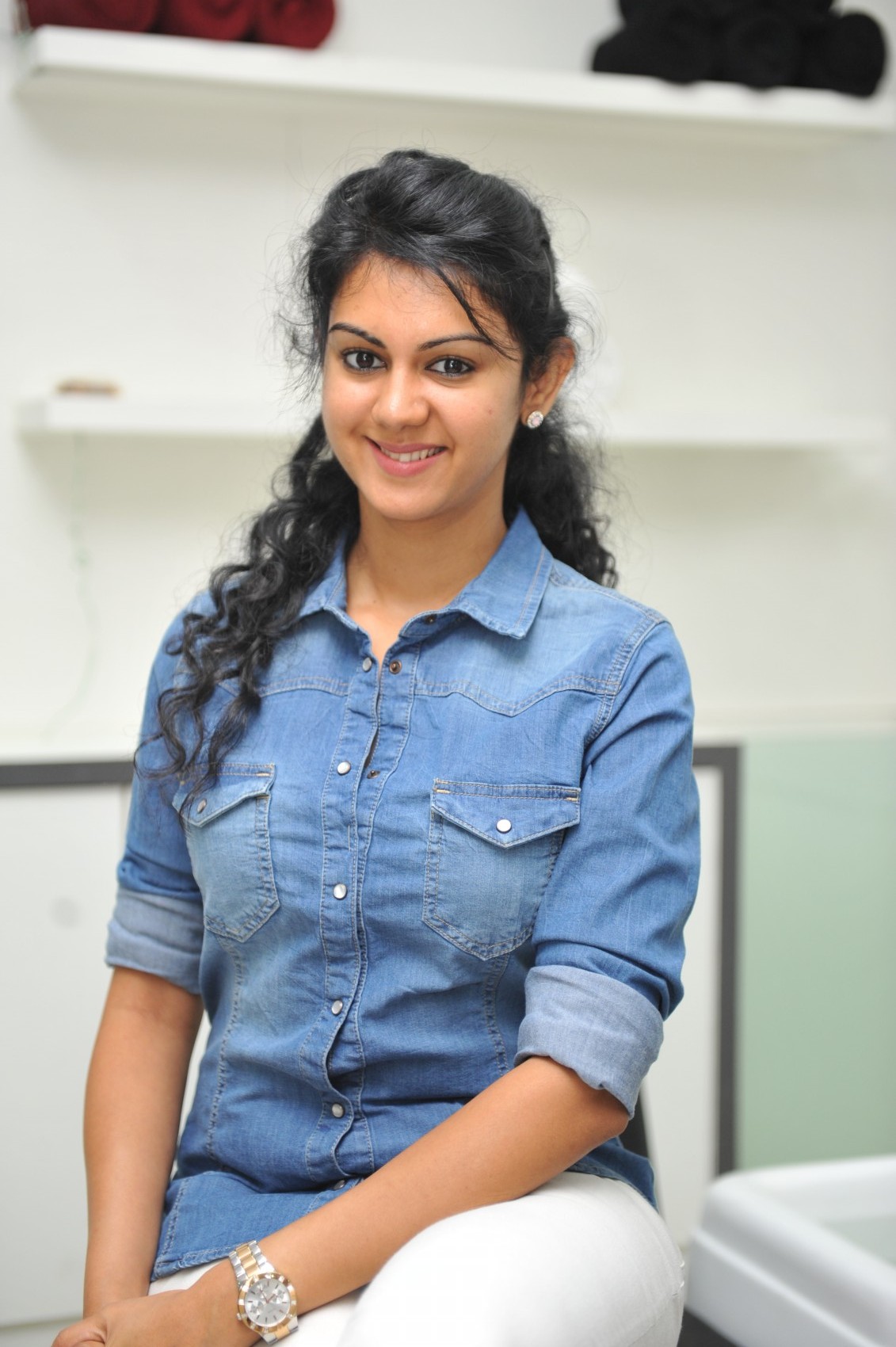 Kamna Jethamalani ,Madhavi Latha Launches Naturals Salon