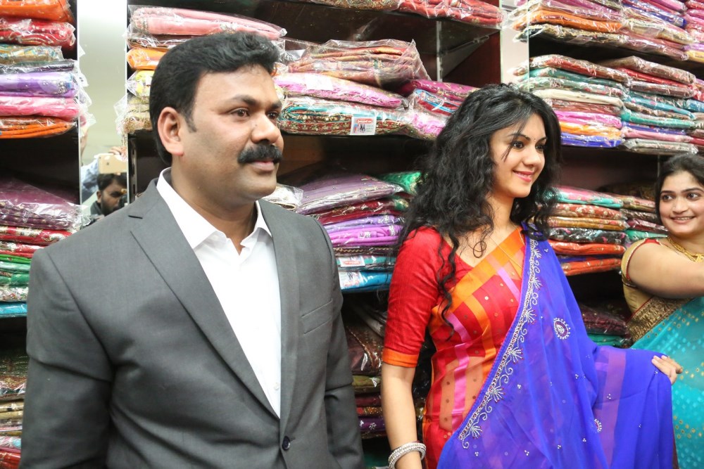 Kamna Jethmalani Launches GC Hypermart