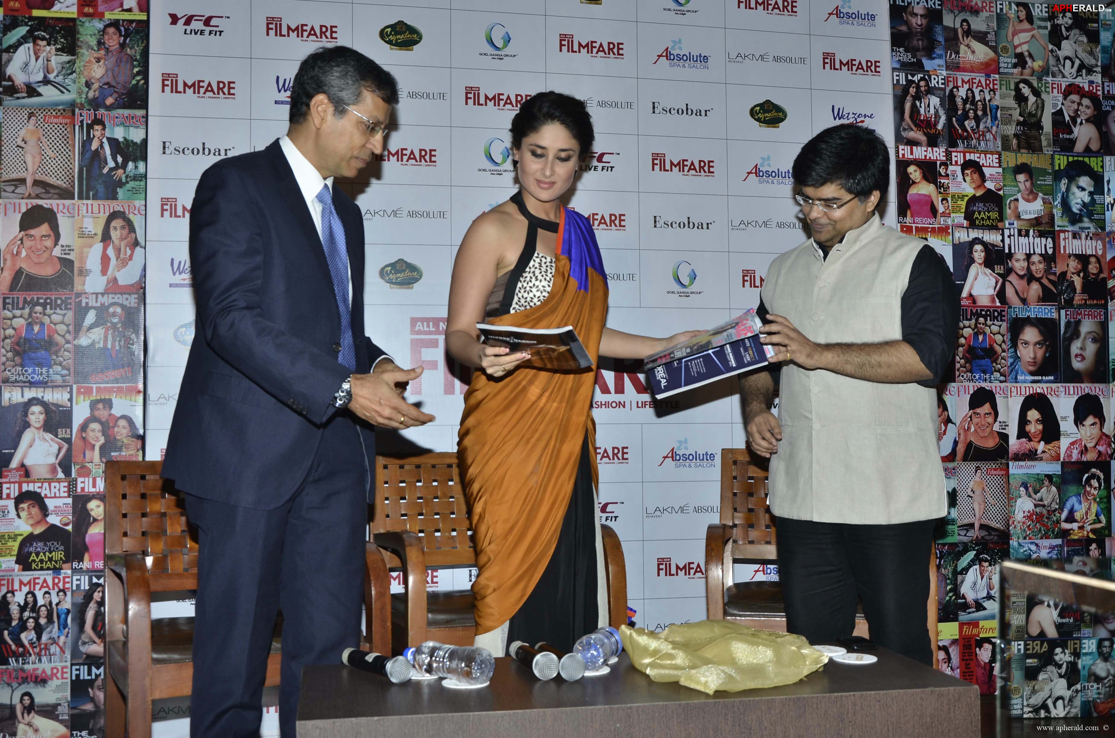 Kareena launches Filmfare makeover issue