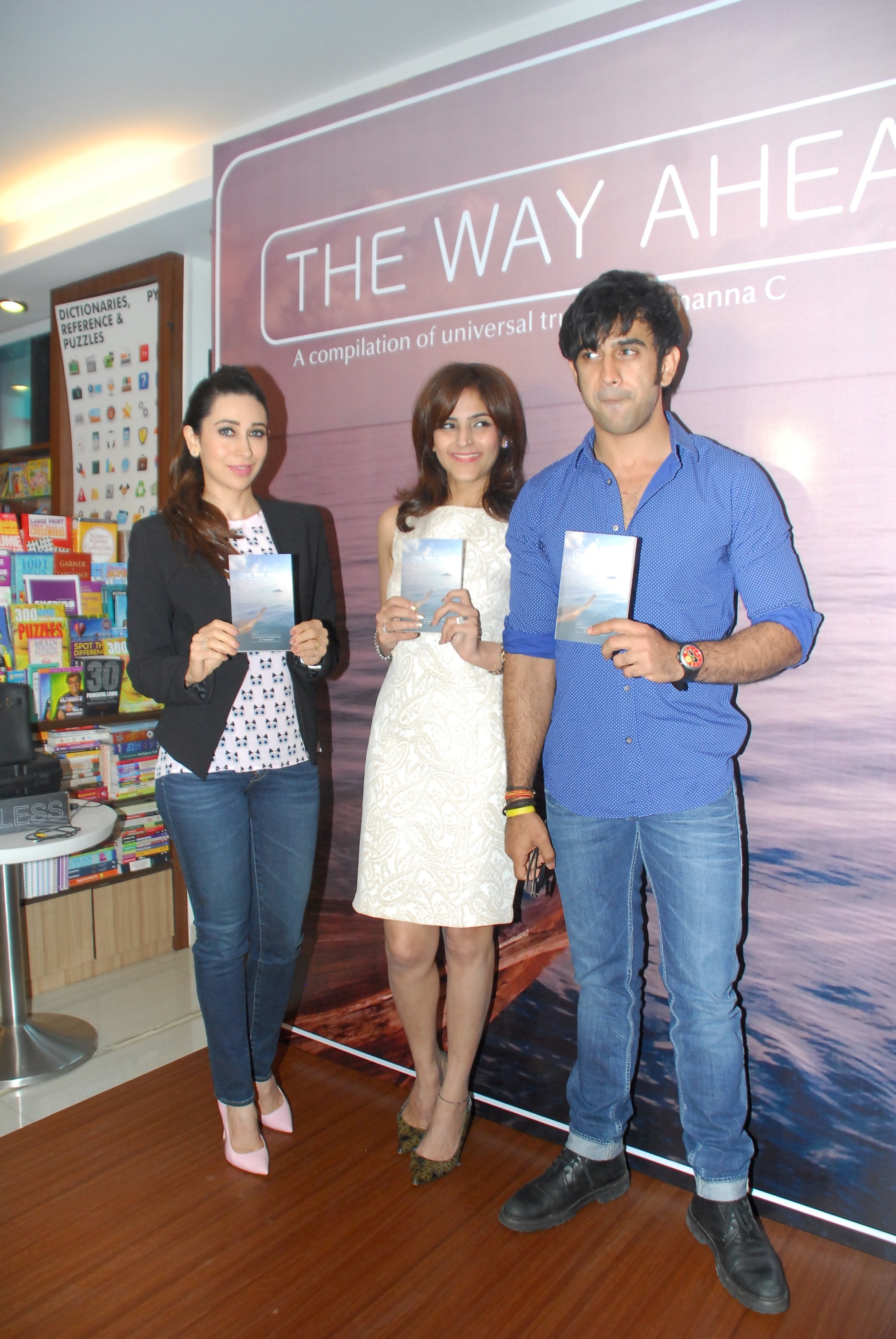 Karishma Kapoor at The Way Ahead Book Launch