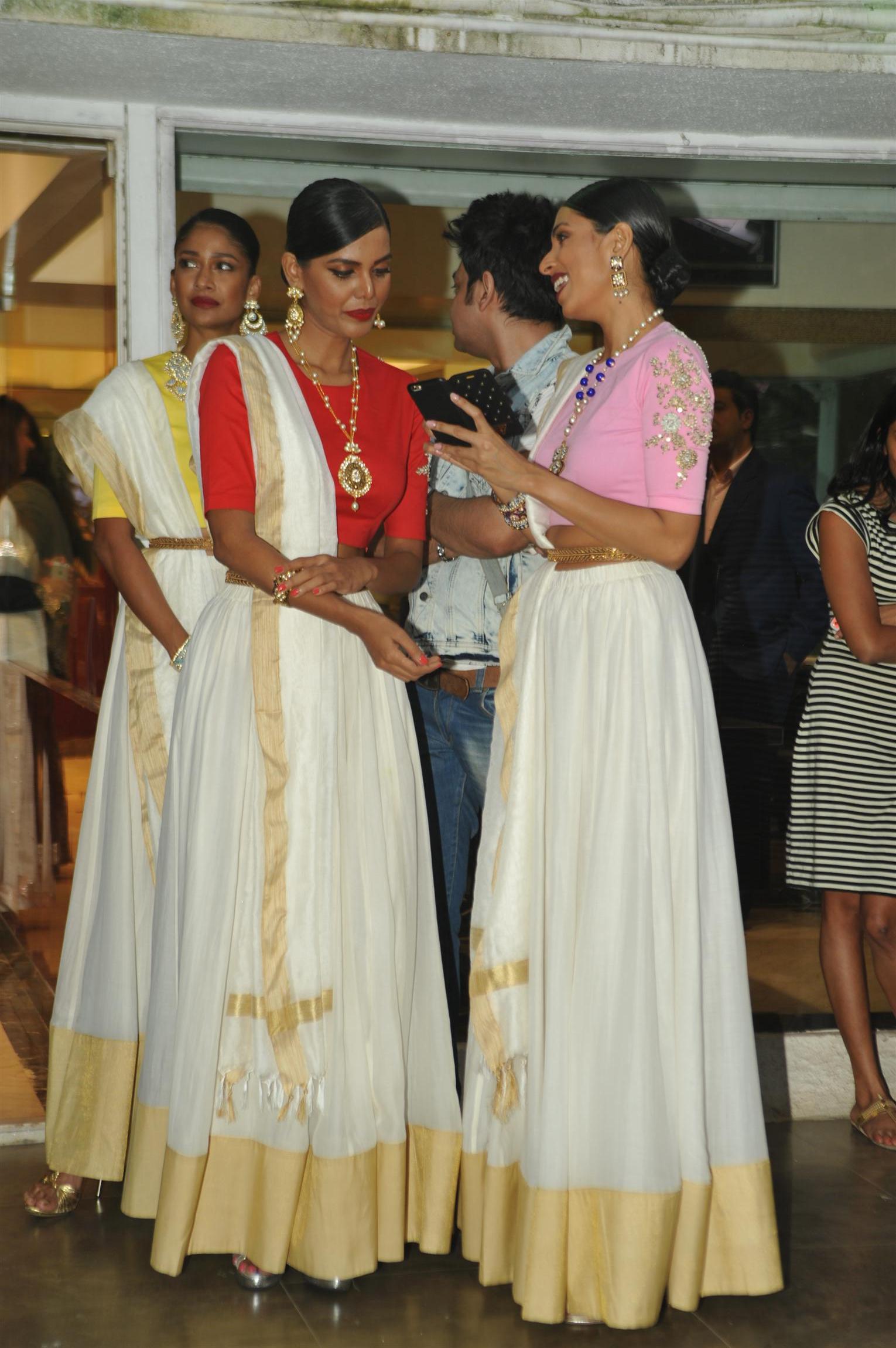 Karisma Kapoor Launch Sunita Shekhawat Jewellery