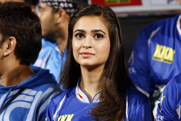 Karnataka Bulldozers Vs Bengal Tigers Match Photos