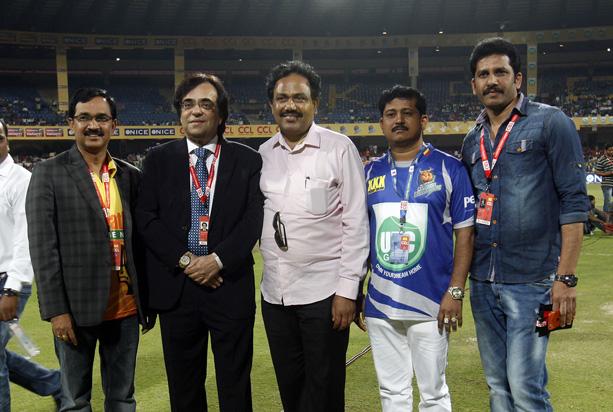 Karnataka Bulldozers Vs Bengal Tigers Match Photos