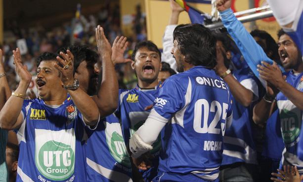 Karnataka Bulldozers Vs Bengal Tigers Match Photos