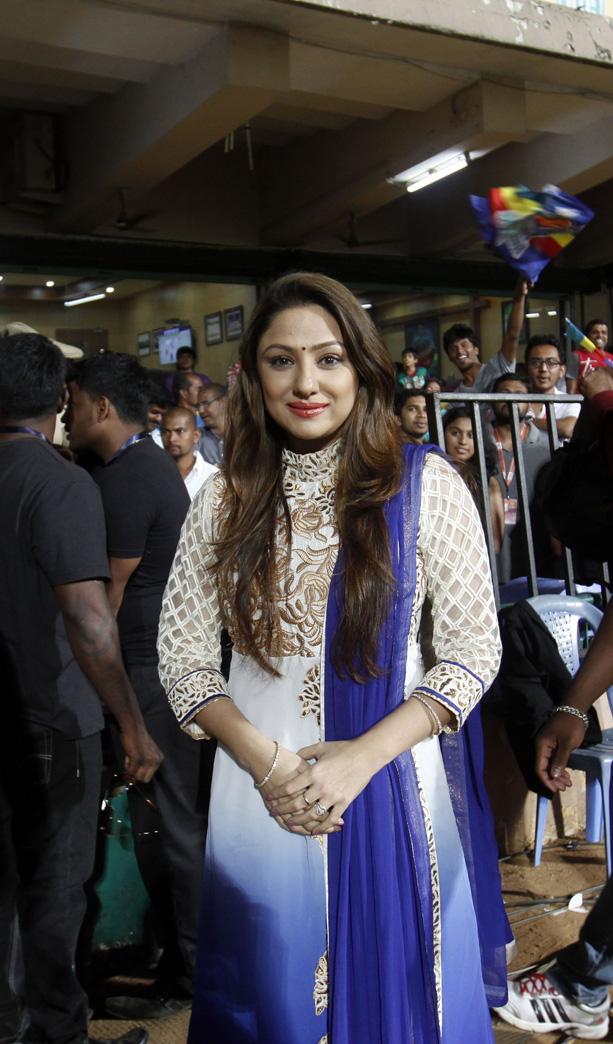 Karnataka Bulldozers Vs Bengal Tigers Match Photos