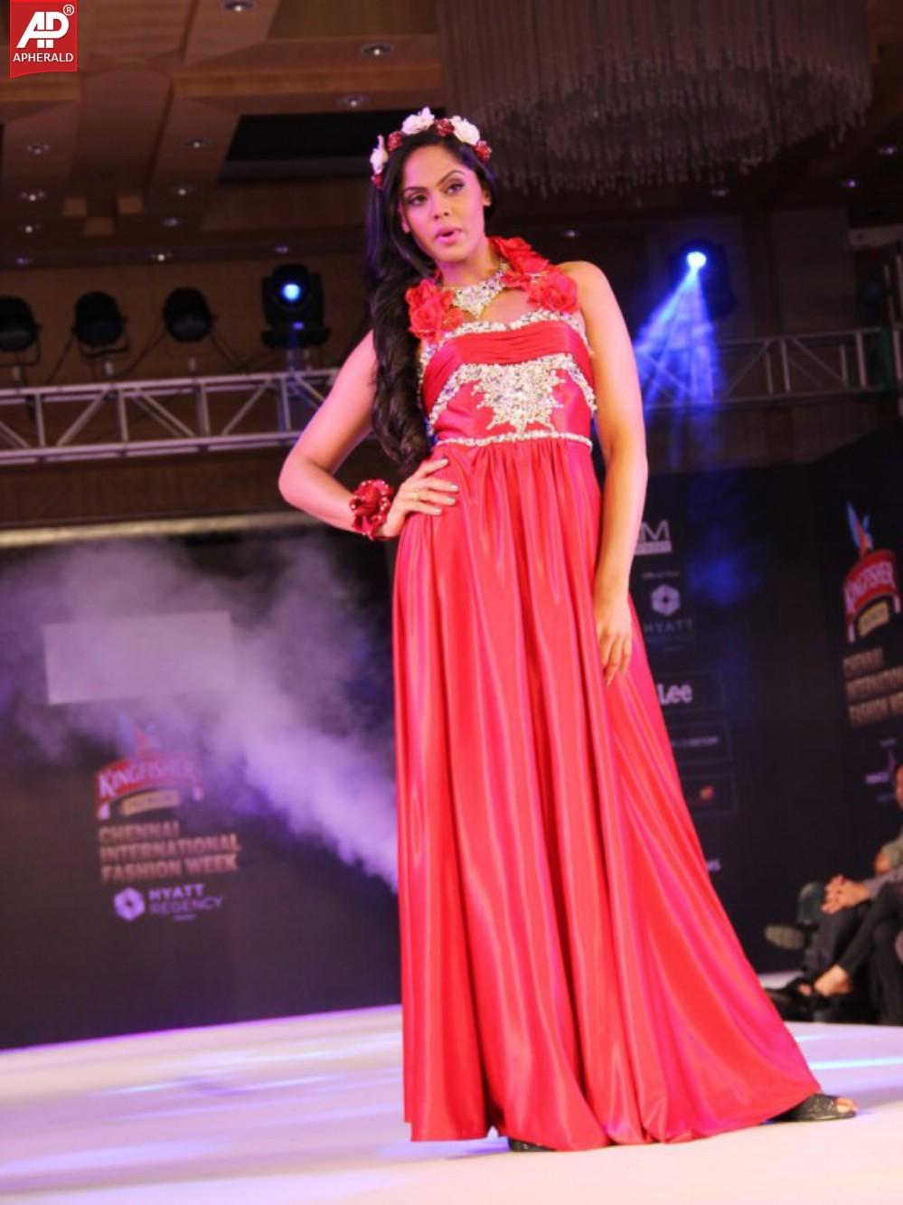 Karthika Latest Ramp Walk photos at CIF Day3