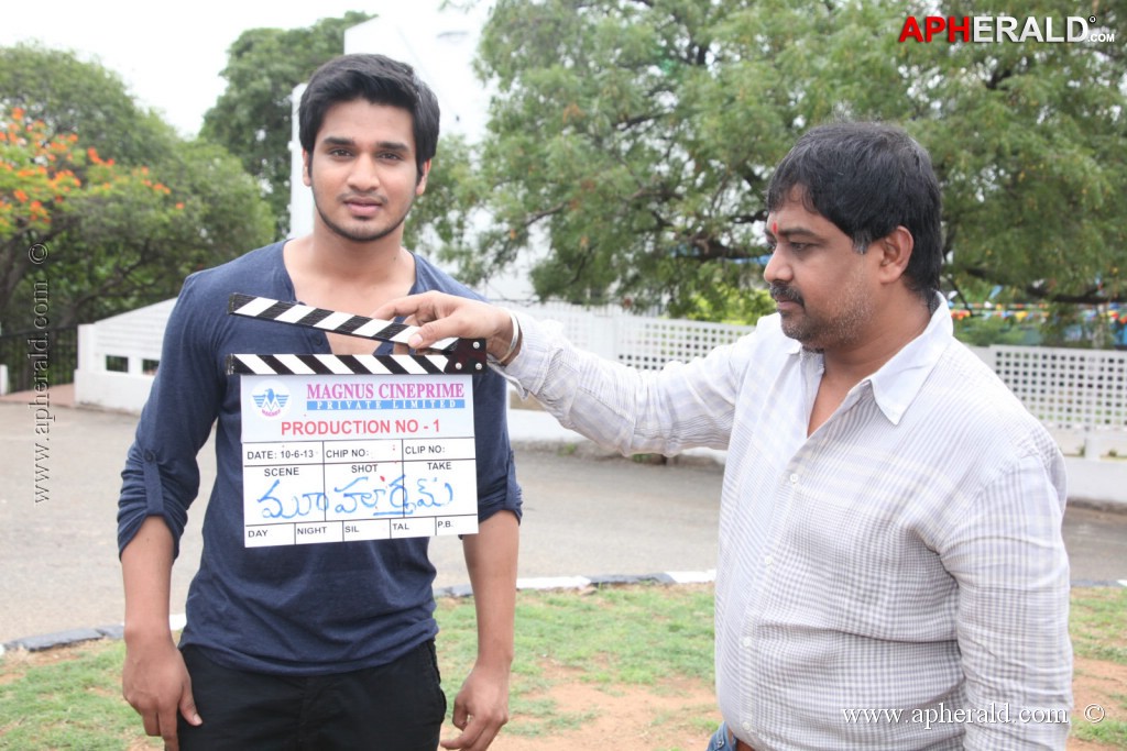 Karthikeya Movie Opening Photos
