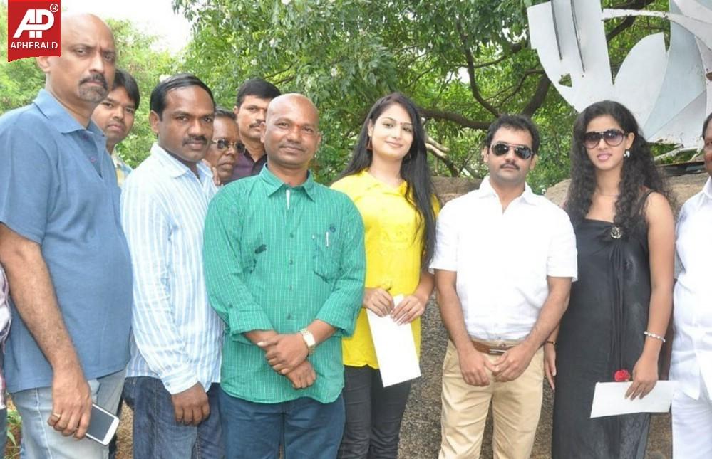 Katrina Karina Madhyalo Kamal Haasan Movie Launch Photos