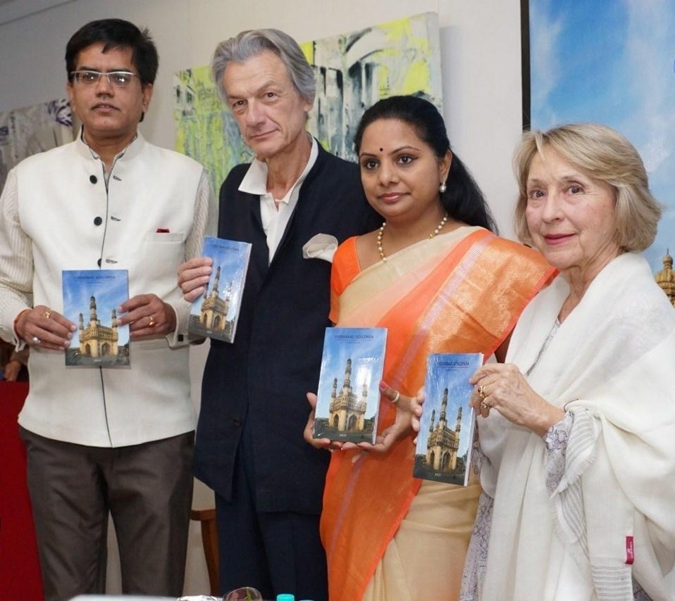 Kavitha Launches Kalakruti Art Gallery Book