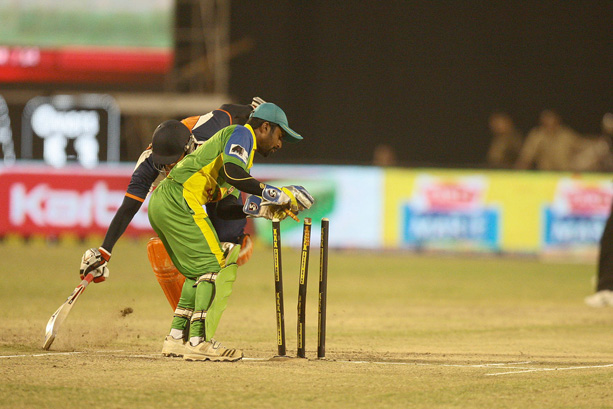 Kerala Strikers Vs Veer Marathi Match Photos