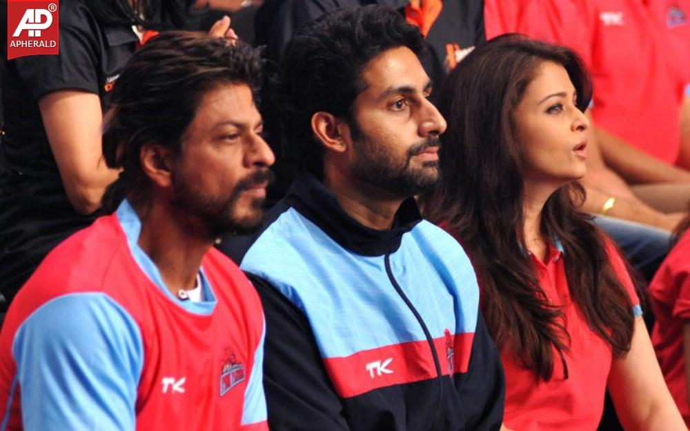 Khans n Bachchans Watch Kabaddi Match