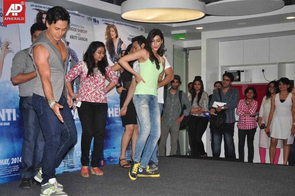 Kriti Sanon Celebrate World Dance Day