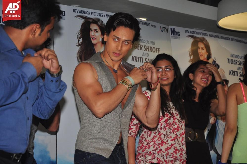Kriti Sanon Celebrate World Dance Day