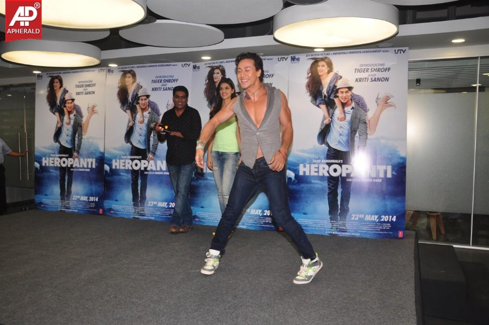 Kriti Sanon Celebrate World Dance Day