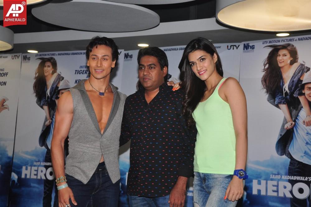 Kriti Sanon Celebrate World Dance Day