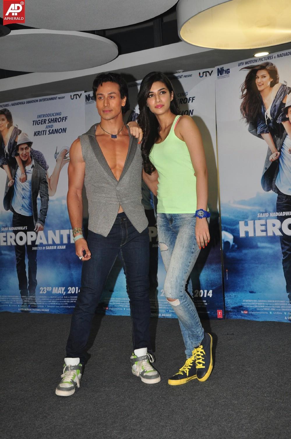 Kriti Sanon Celebrate World Dance Day