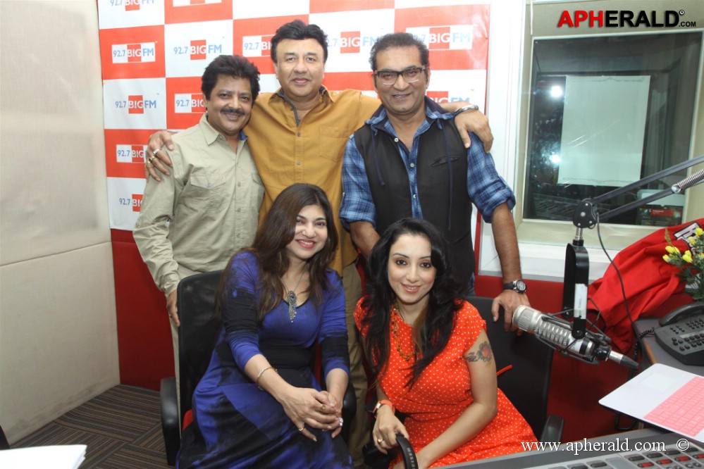 Kuchh Panne Zindagi Ke Show Photos