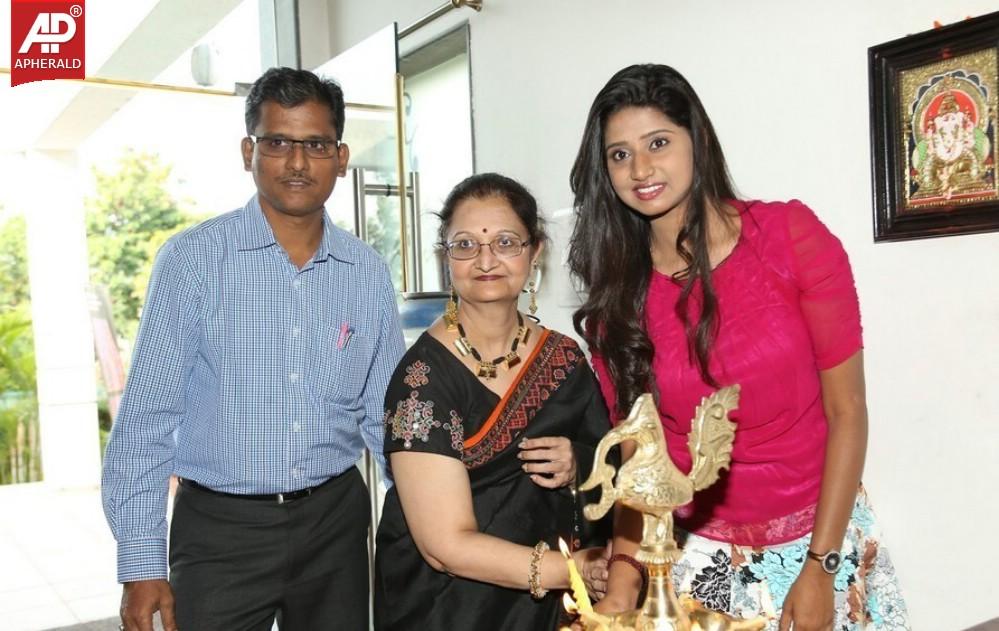 Shrujan Kutchi Hand Embroidery Expo Launch