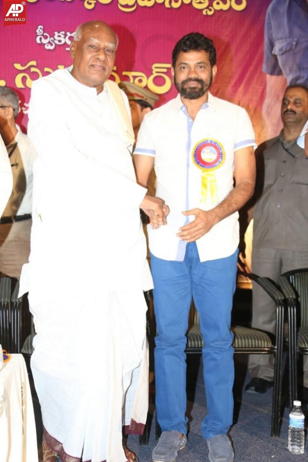 KV Reddy Award Presentation to Sukumar Gallery