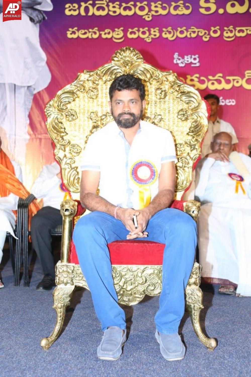 KV Reddy Award Presentation to Sukumar Gallery