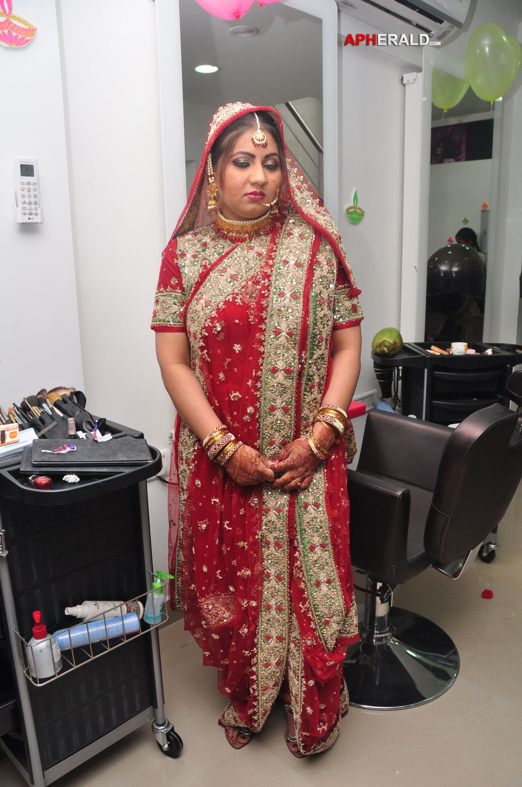 Lakme Beauty Make up to Hyderabadi brides