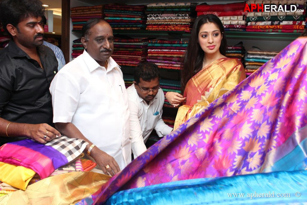 Lakshmi Rai Launches Shree Niketan Showroom