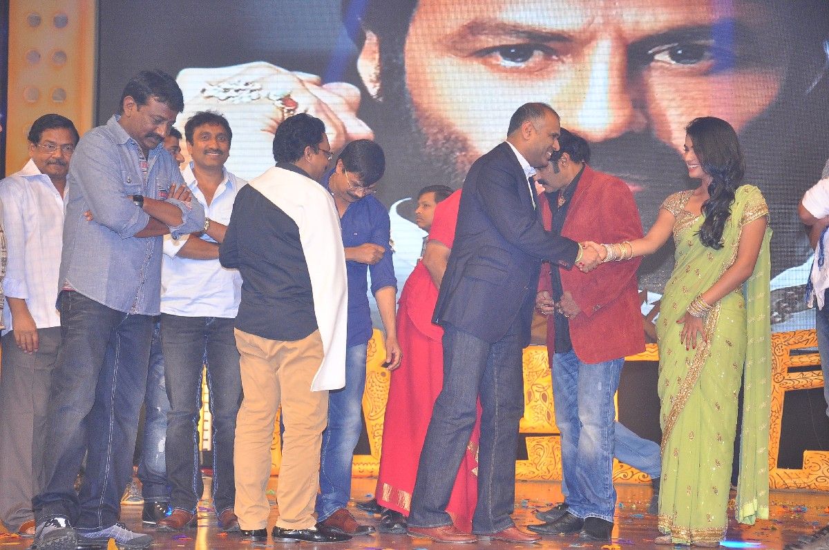 Legend Movie Audio Launch 4