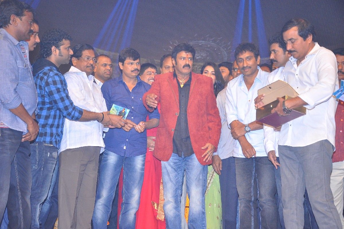 Legend Movie Audio Launch 4