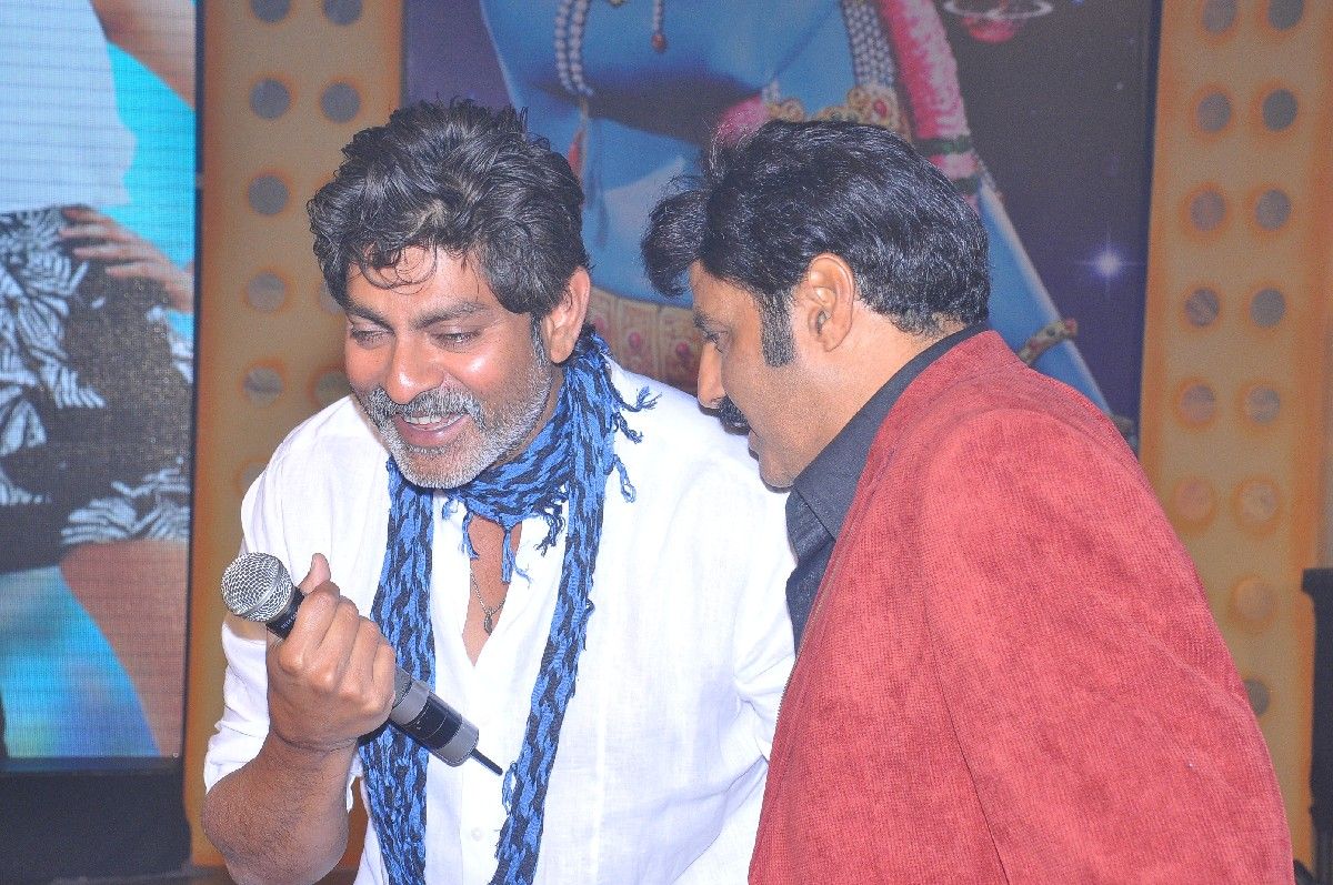 Legend Movie Audio Launch 4