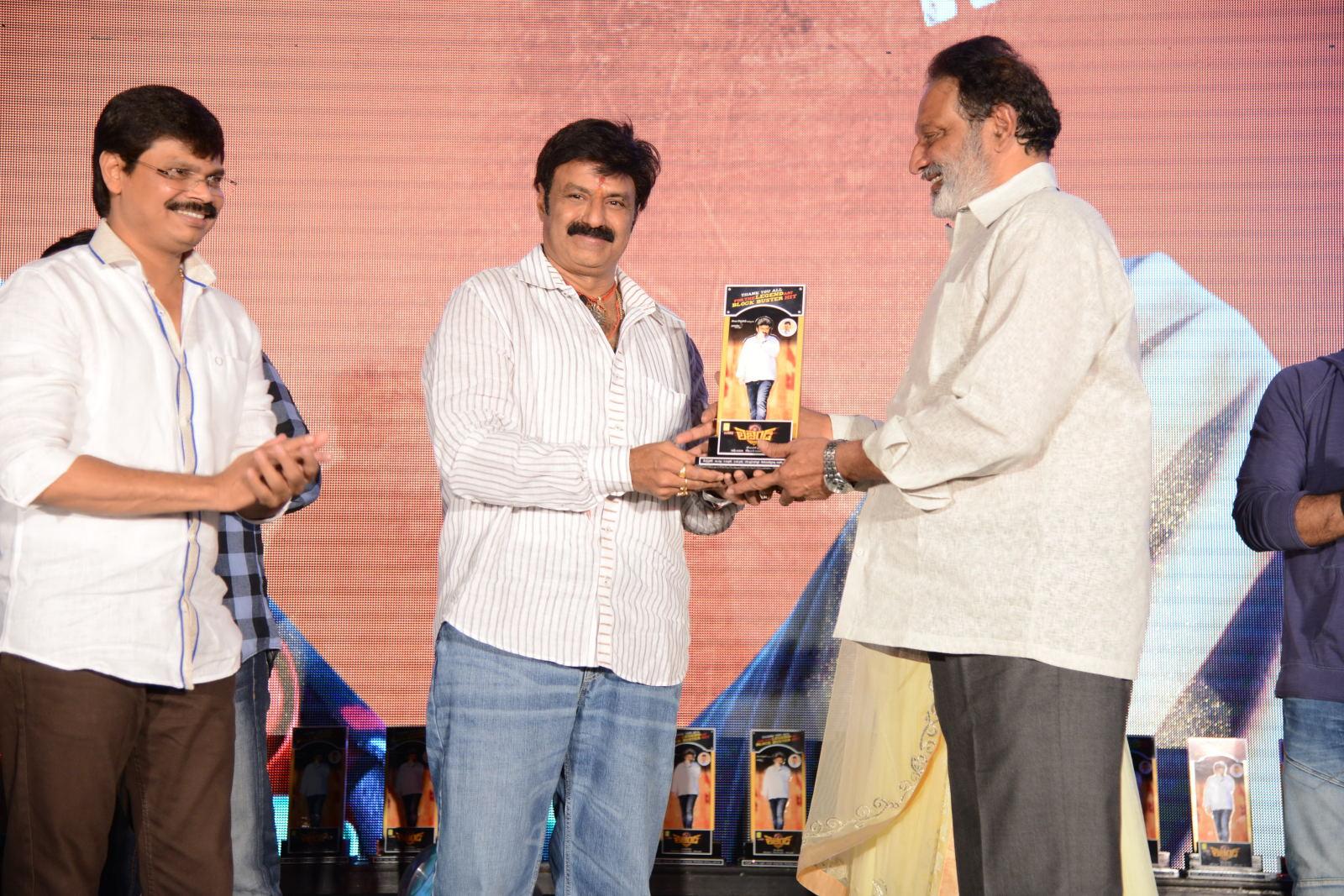 Legend Movie Success Meet 02