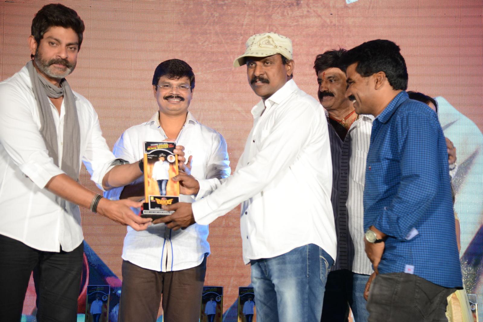 Legend Movie Success Meet 02