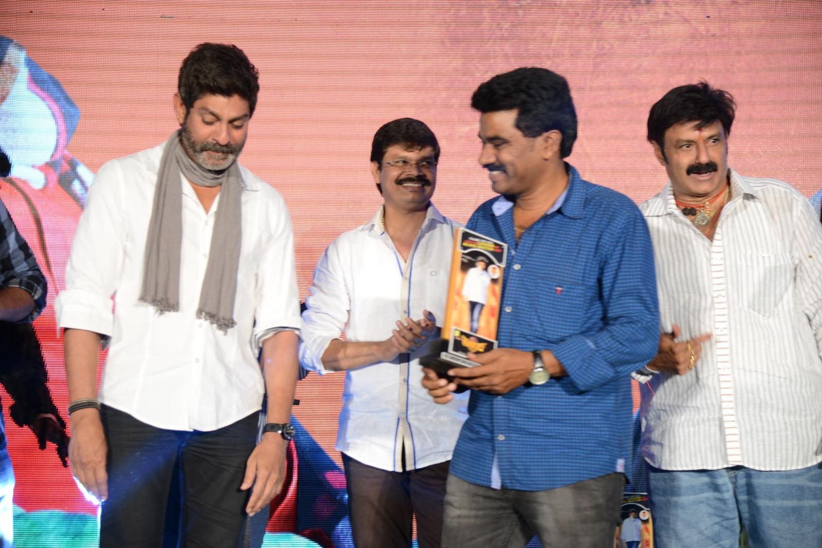 Legend Movie Success Meet 02