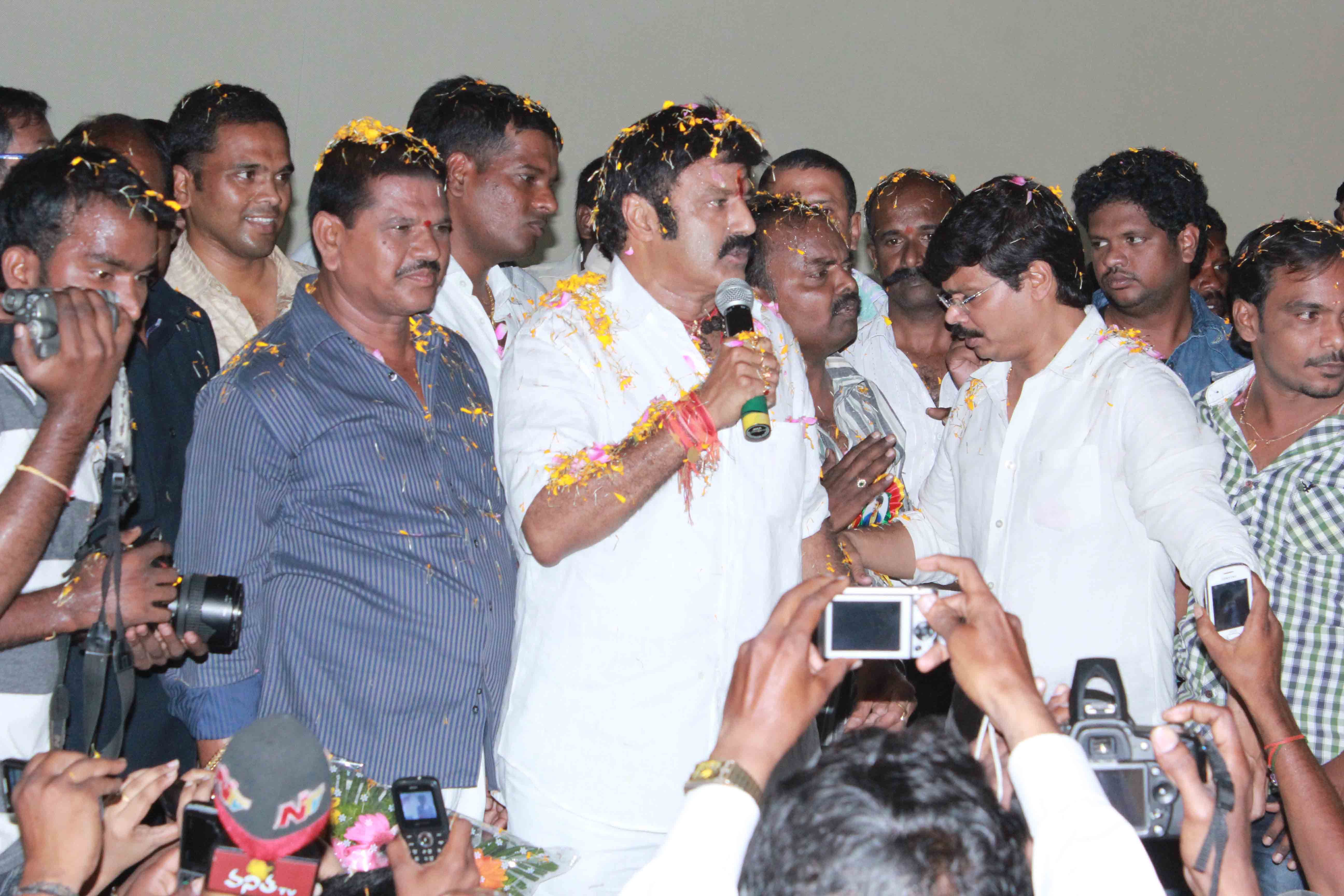 Legend Movie Success Tour Gallery