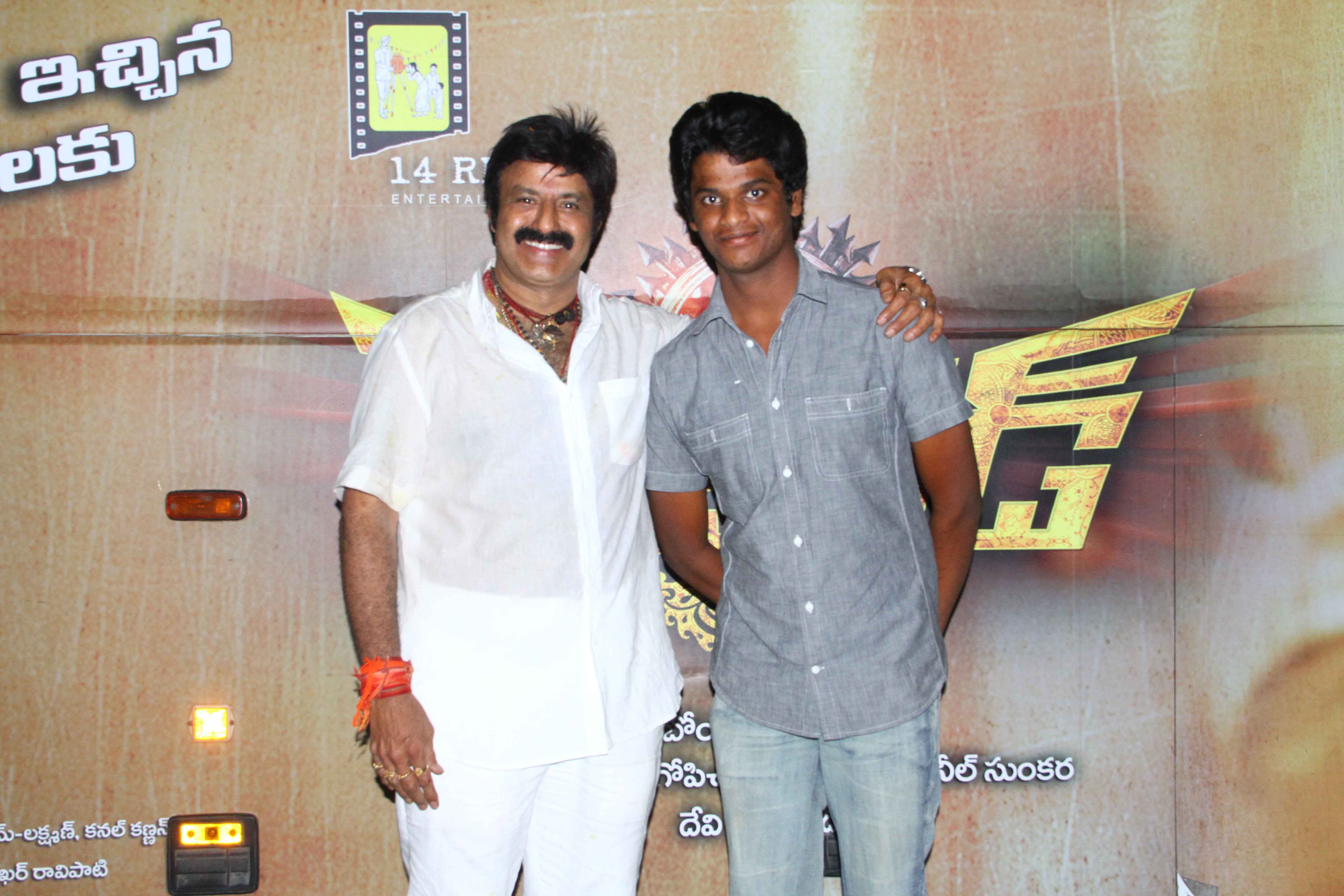 Legend Movie Success Tour Gallery