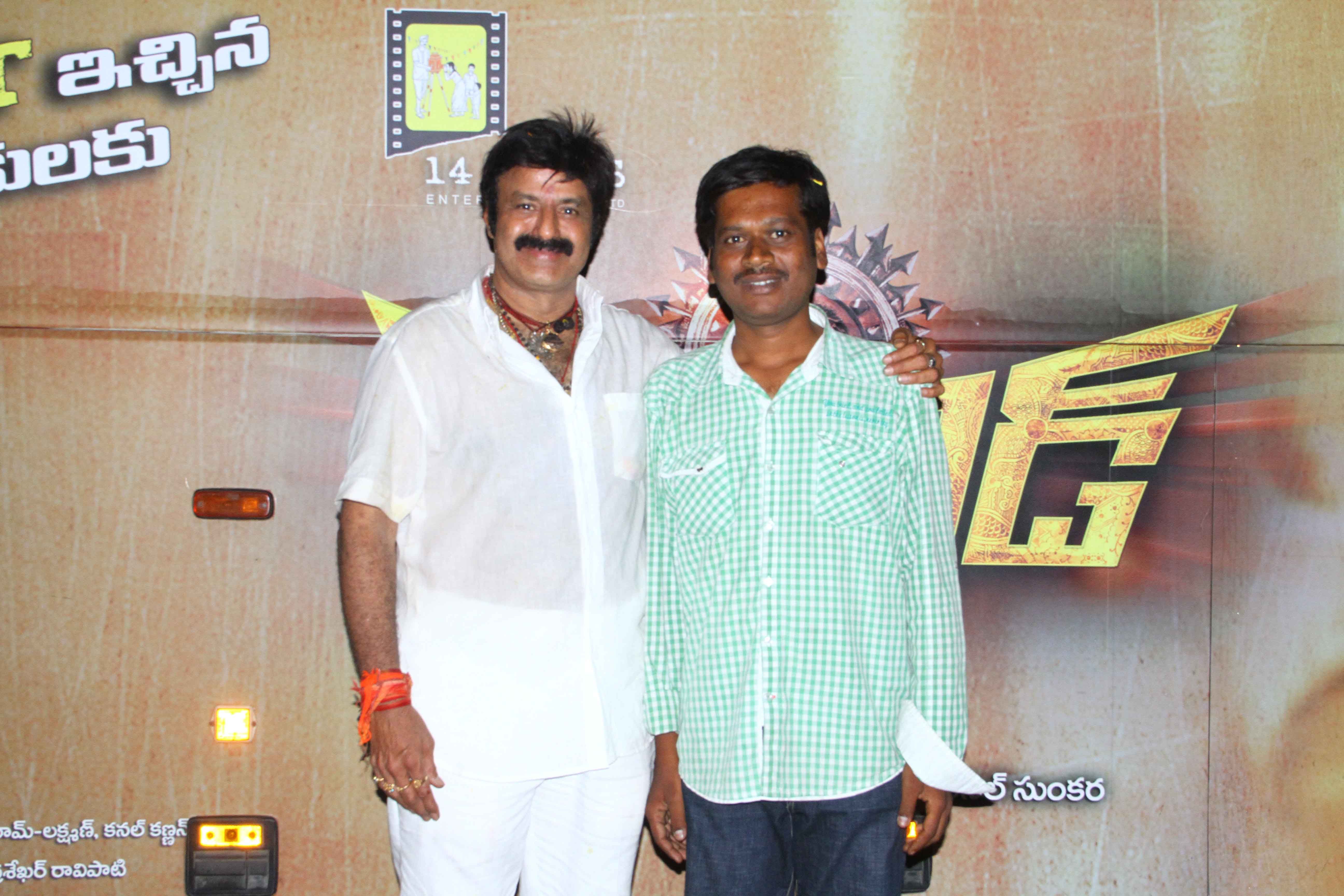 Legend Movie Success Tour Gallery