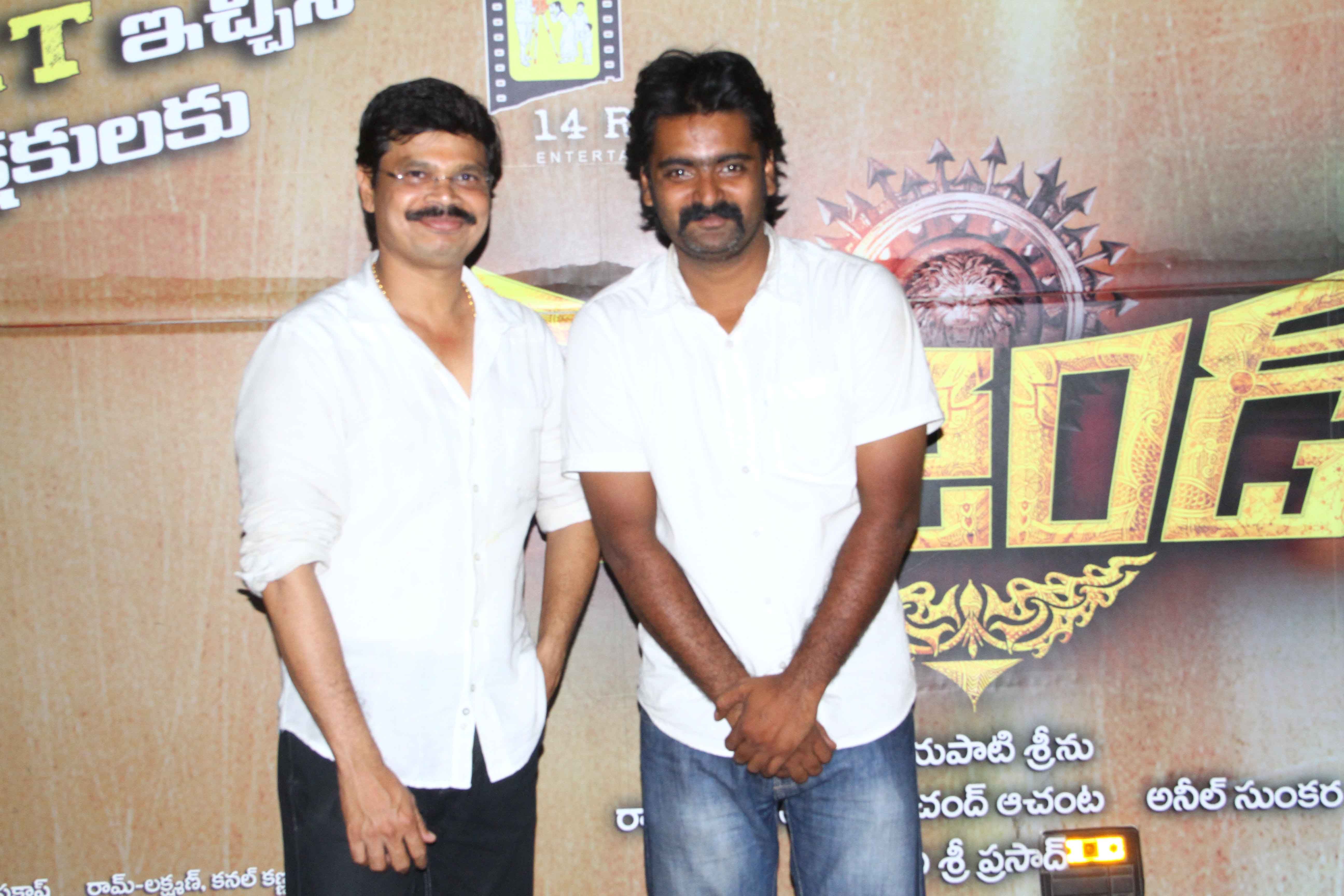 Legend Movie Success Tour Gallery