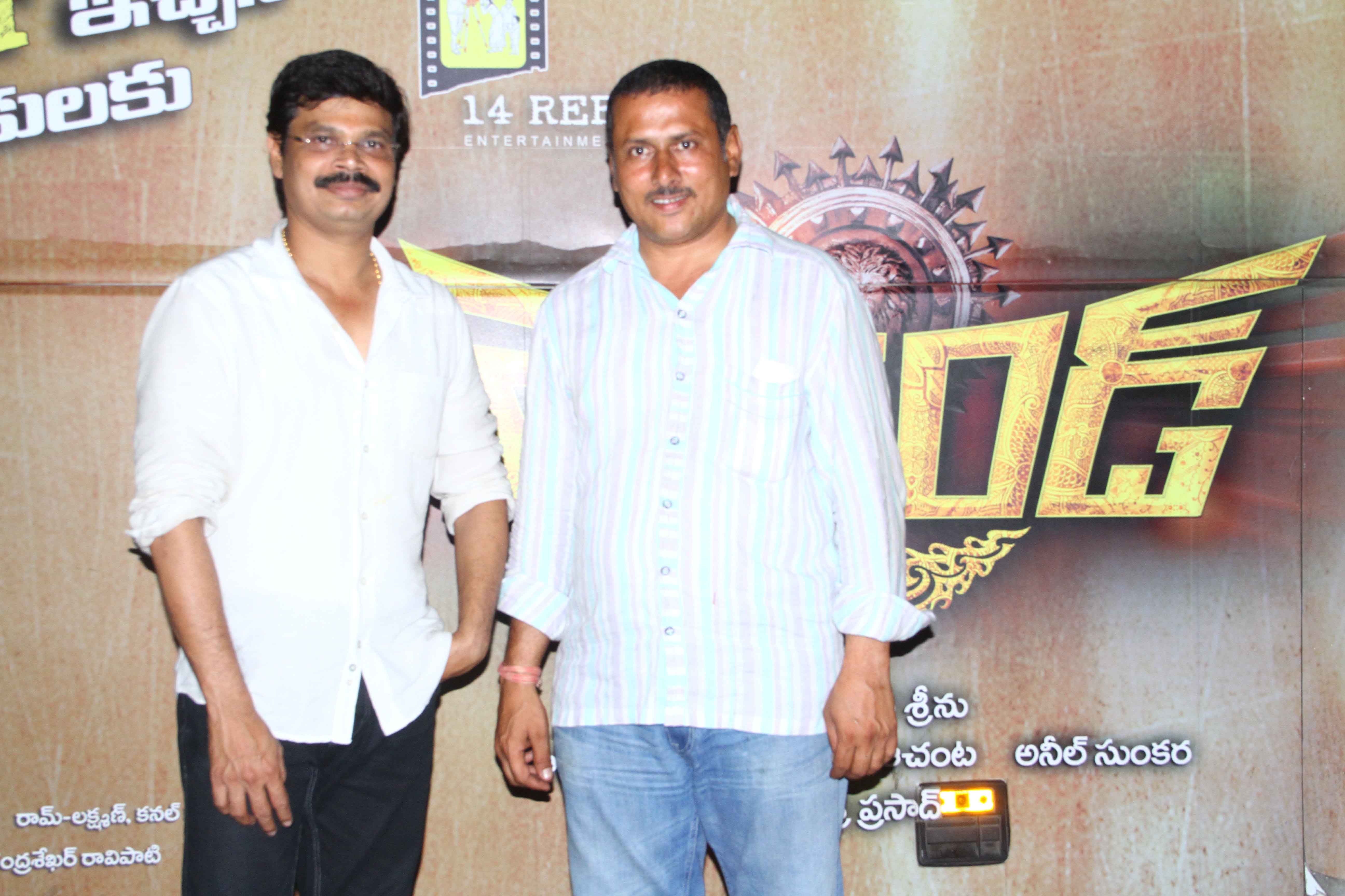 Legend Movie Success Tour Gallery