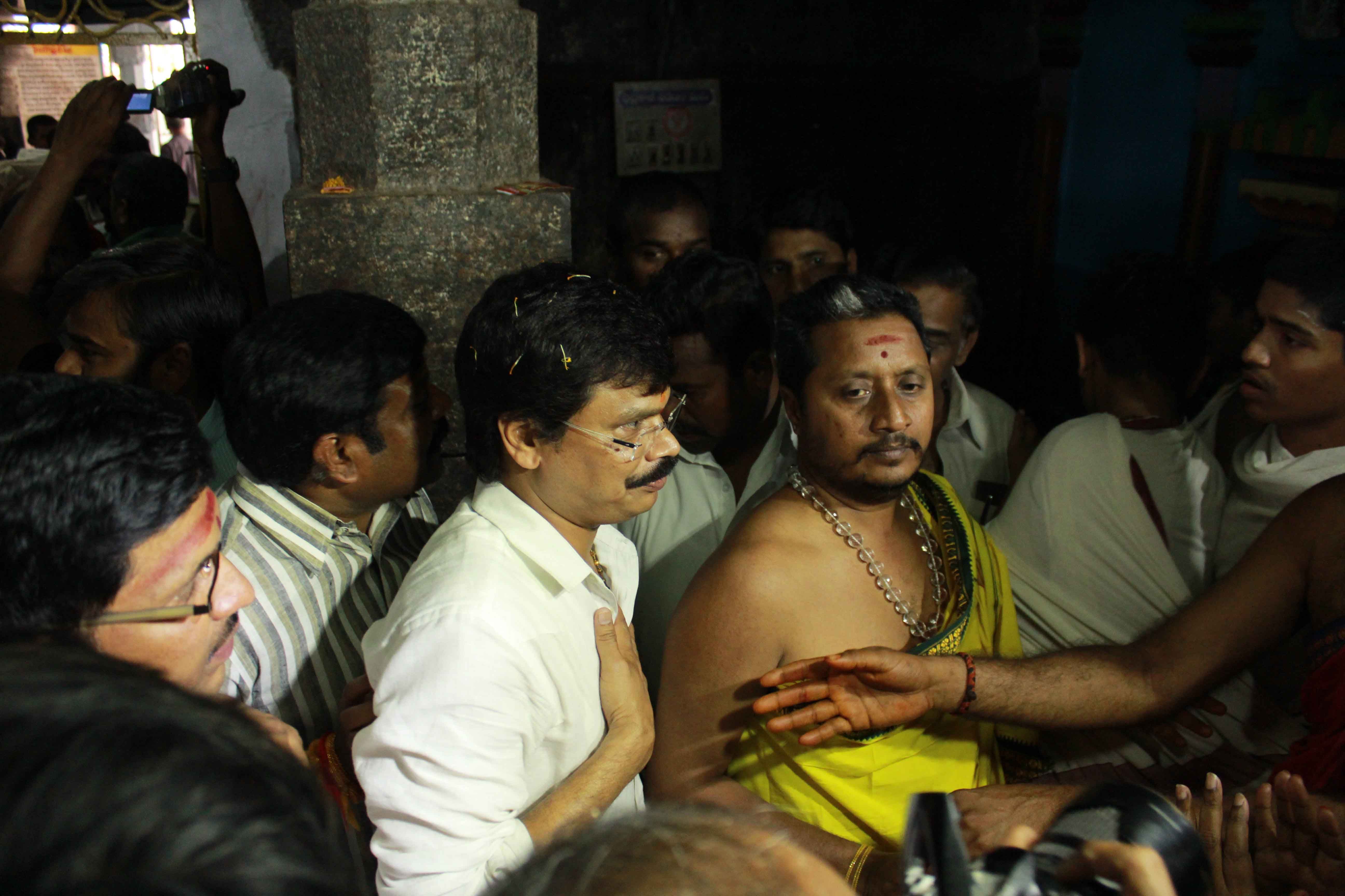Legend Movie Success Tour Gallery