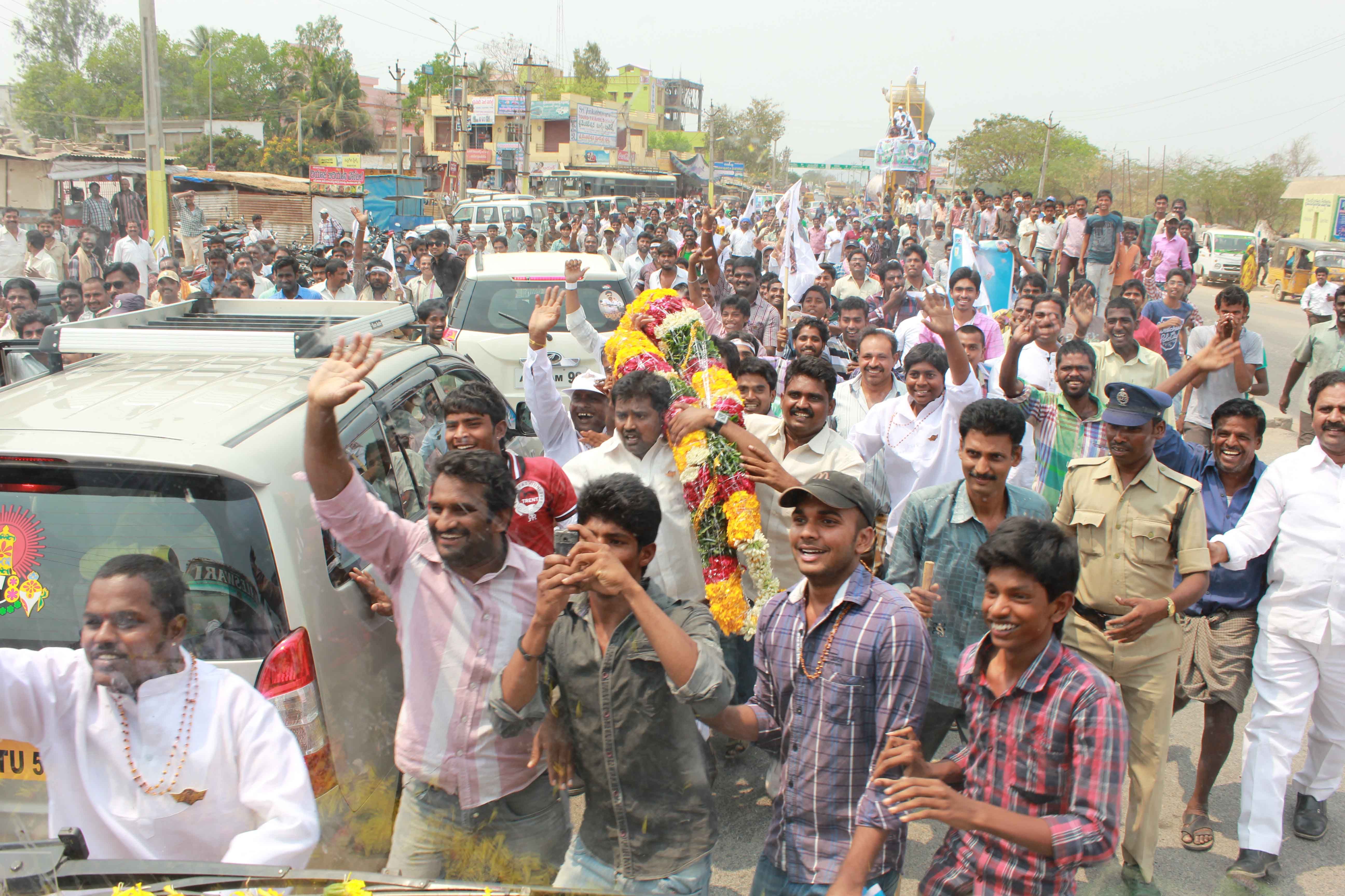 Legend Movie Success Tour Images