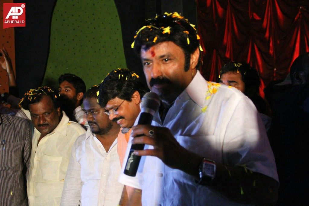 Legend Movie Success Tour Photos