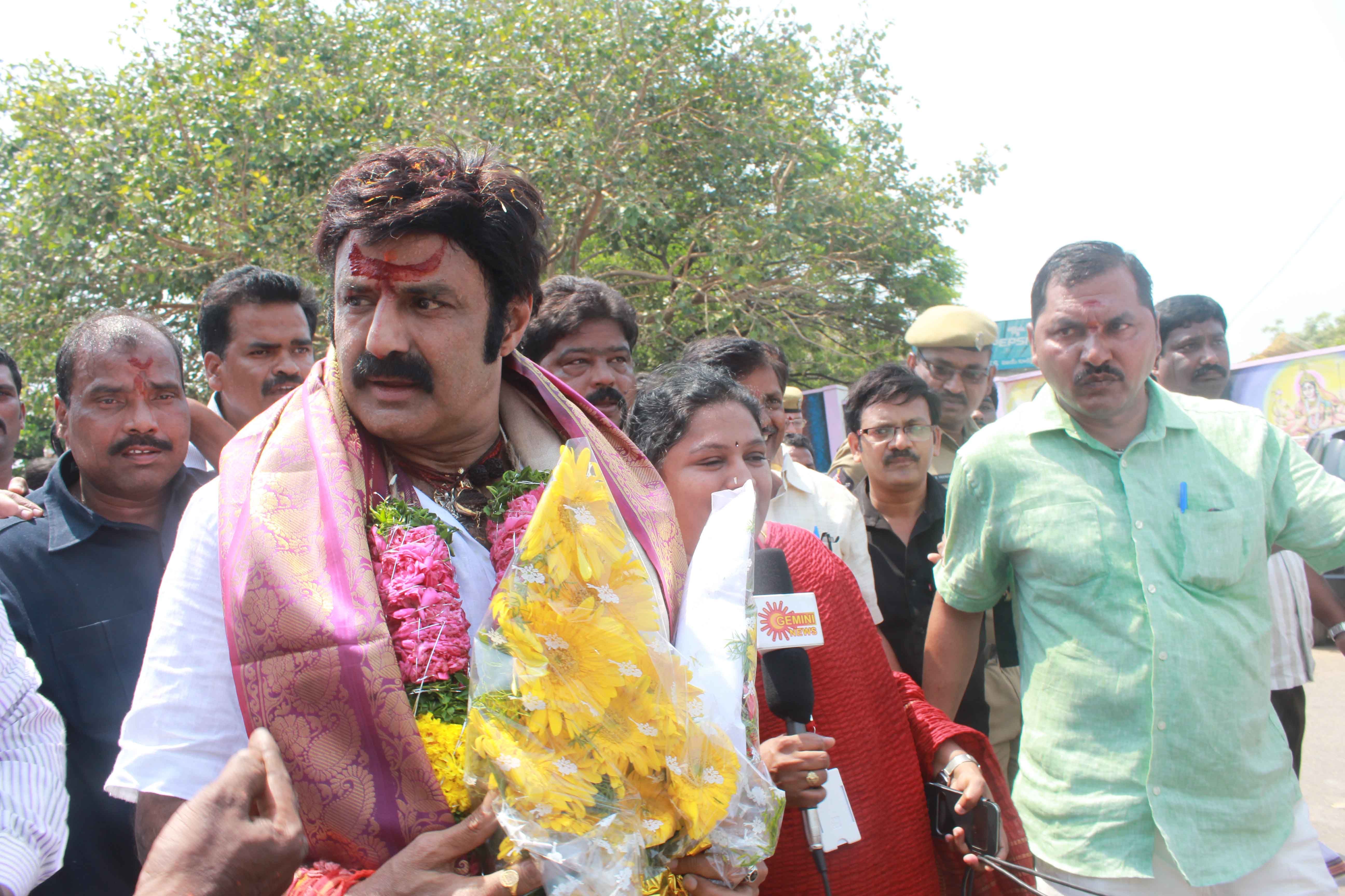 Legend Movie Success Tour Pictures