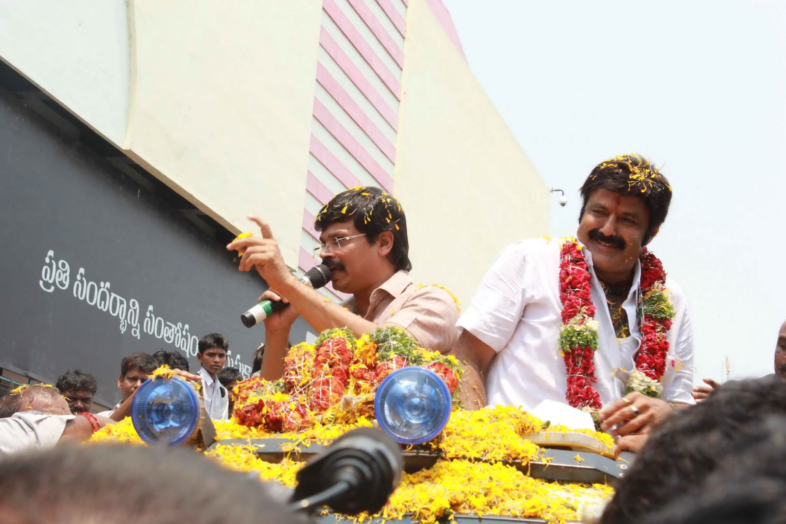 Legend Success Tour Day 4 Photos