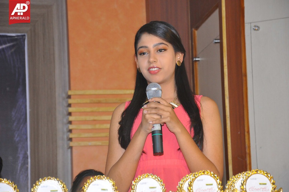 Love dot com platinam disk