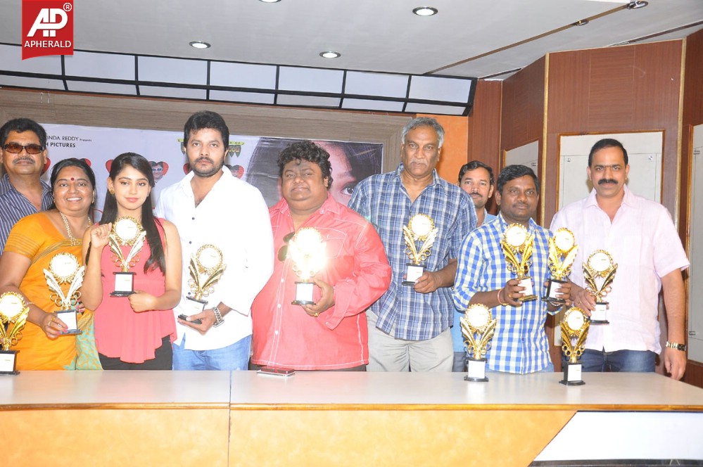 Love dot com platinam disk